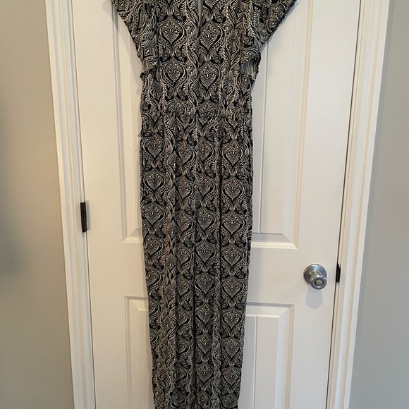 Gorgeous Anthropologie jumpsuit - Picture 5 of 6